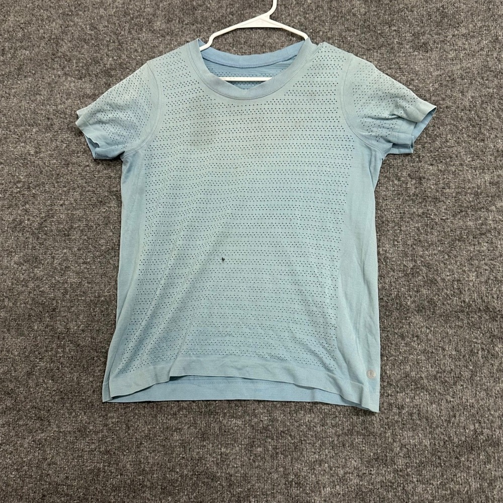 Lululemon Shirt Womens Size 8 Blue Swiftly Tech Short Sleeve Mesh Athletic Run